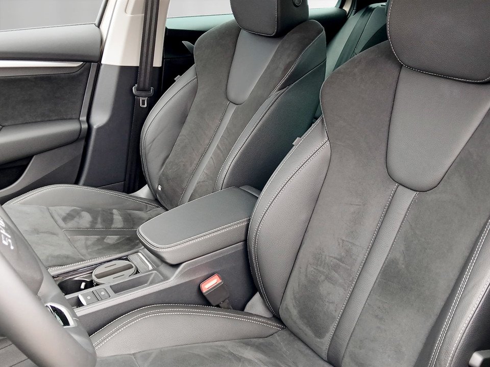 Skoda Octavia Combi 2.0 TDI W Selection | Bild 8 von 25