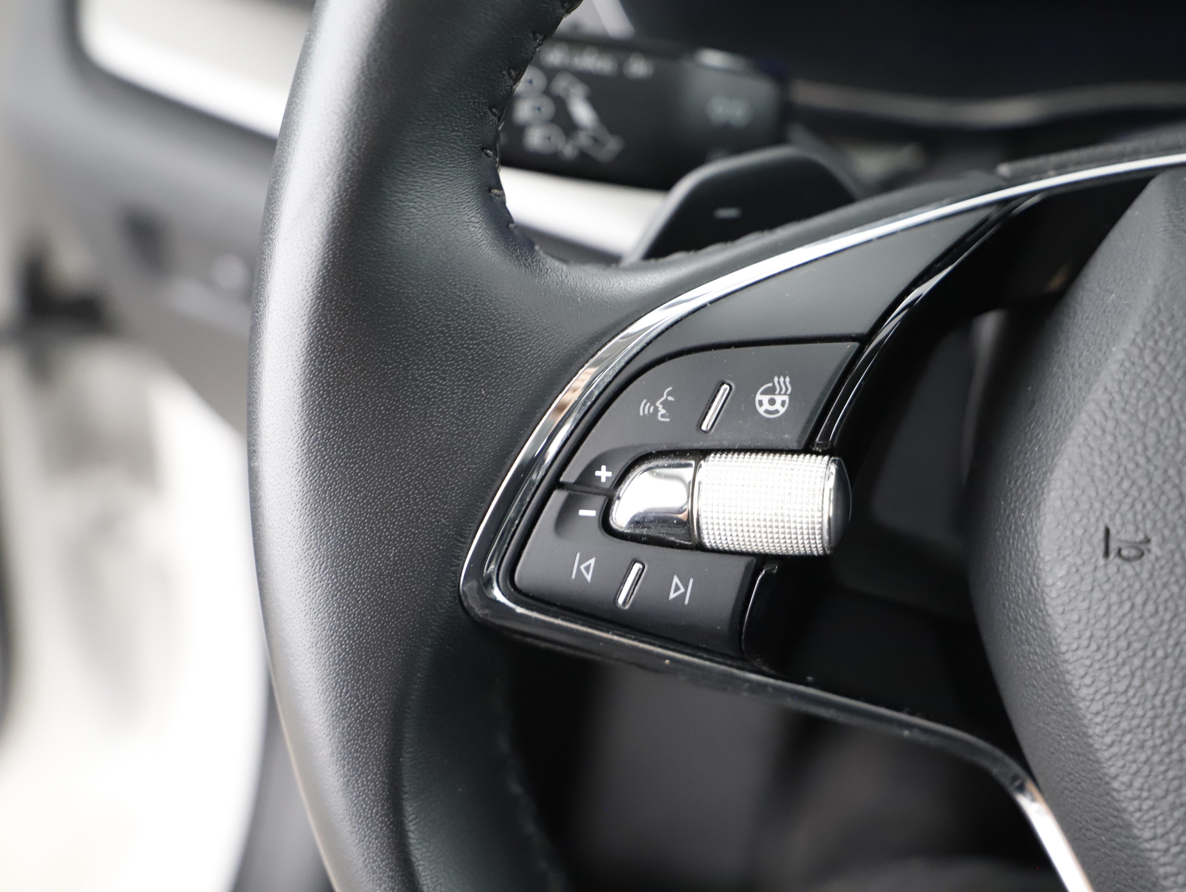 Skoda Octavia Combi 2.0 TDI Ambition | Bild 18 von 24