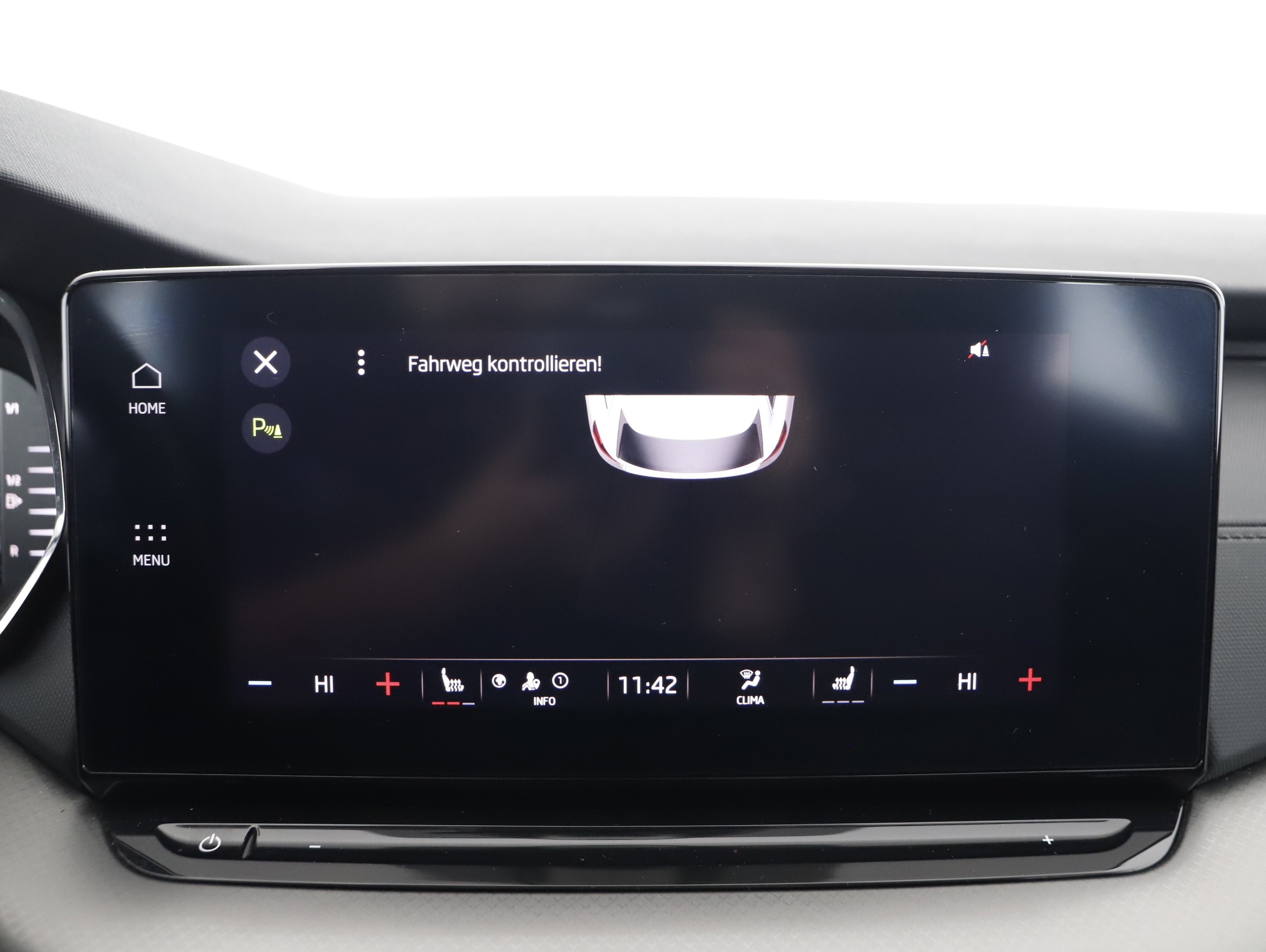 Skoda Octavia Combi 2.0 TDI Ambition | Bild 21 von 24