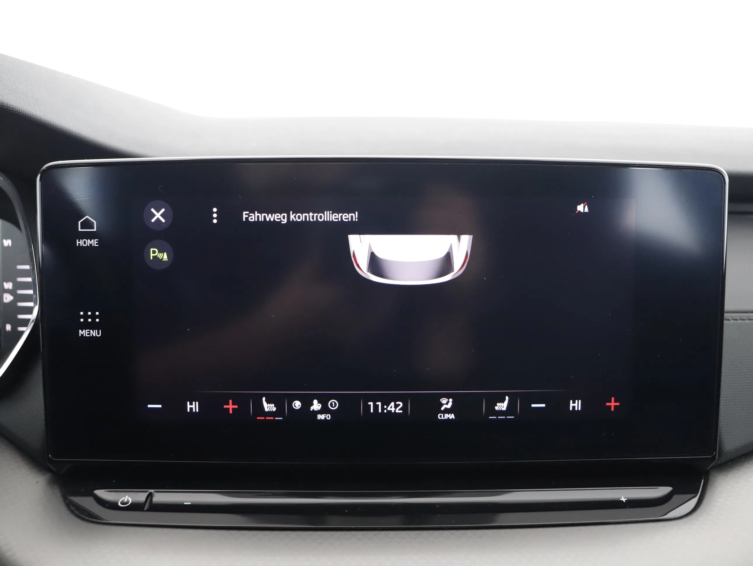 Skoda Octavia Combi 2.0 TDI Ambition | Bild 21 von 24