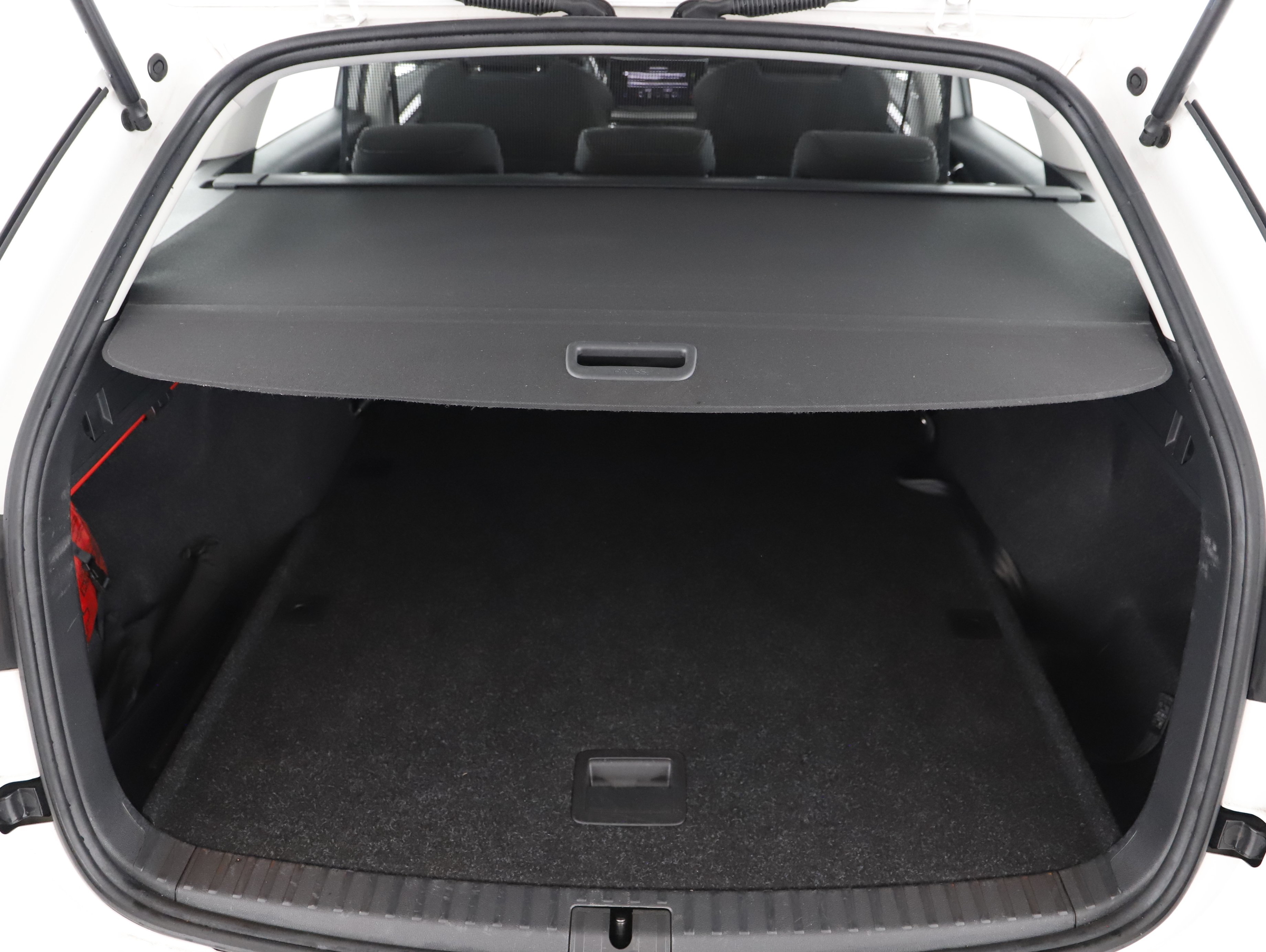 Skoda Octavia Combi 2.0 TDI Ambition | Bild 9 von 24