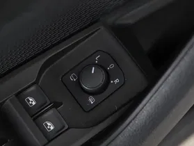 Skoda Octavia Combi 2.0 TDI Ambition | Thumbnail 15 von 24