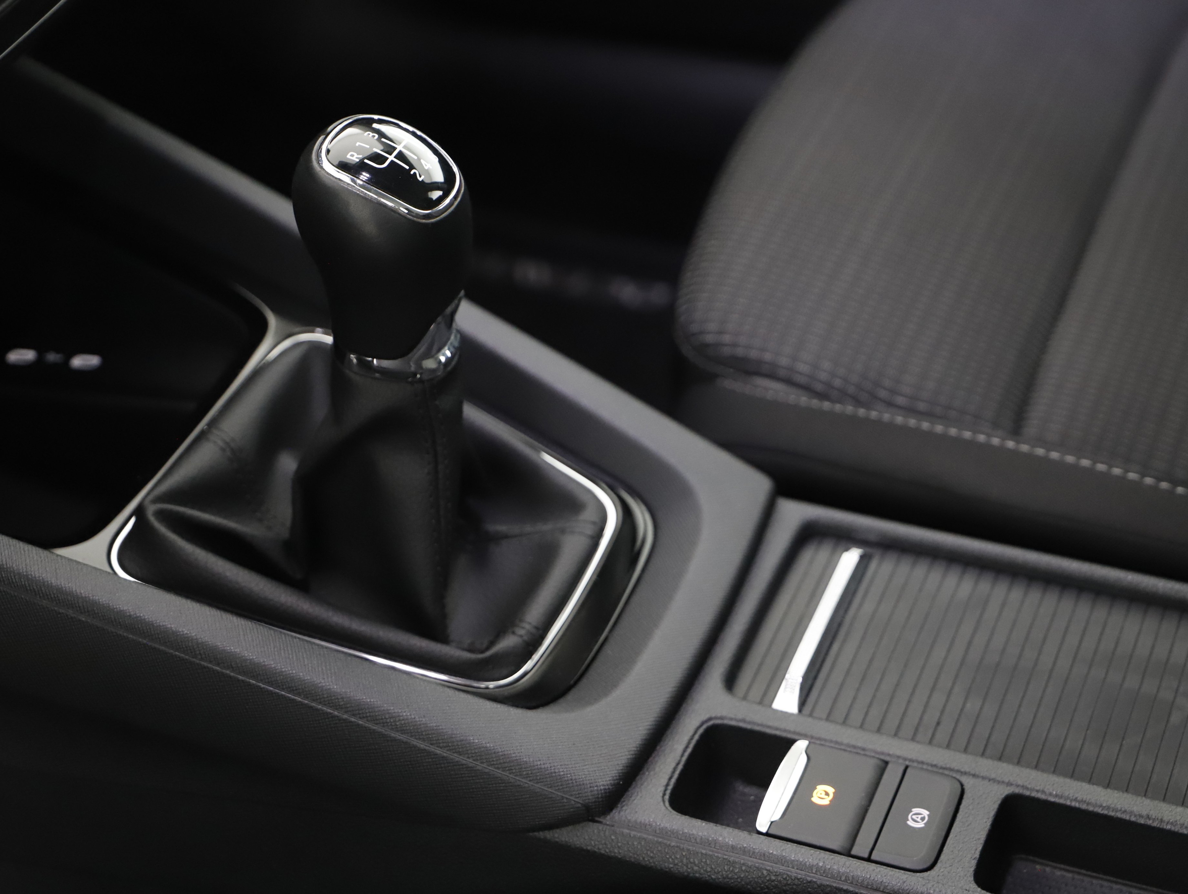 Skoda Octavia Combi 2.0 TDI Ambition | Bild 18 von 21