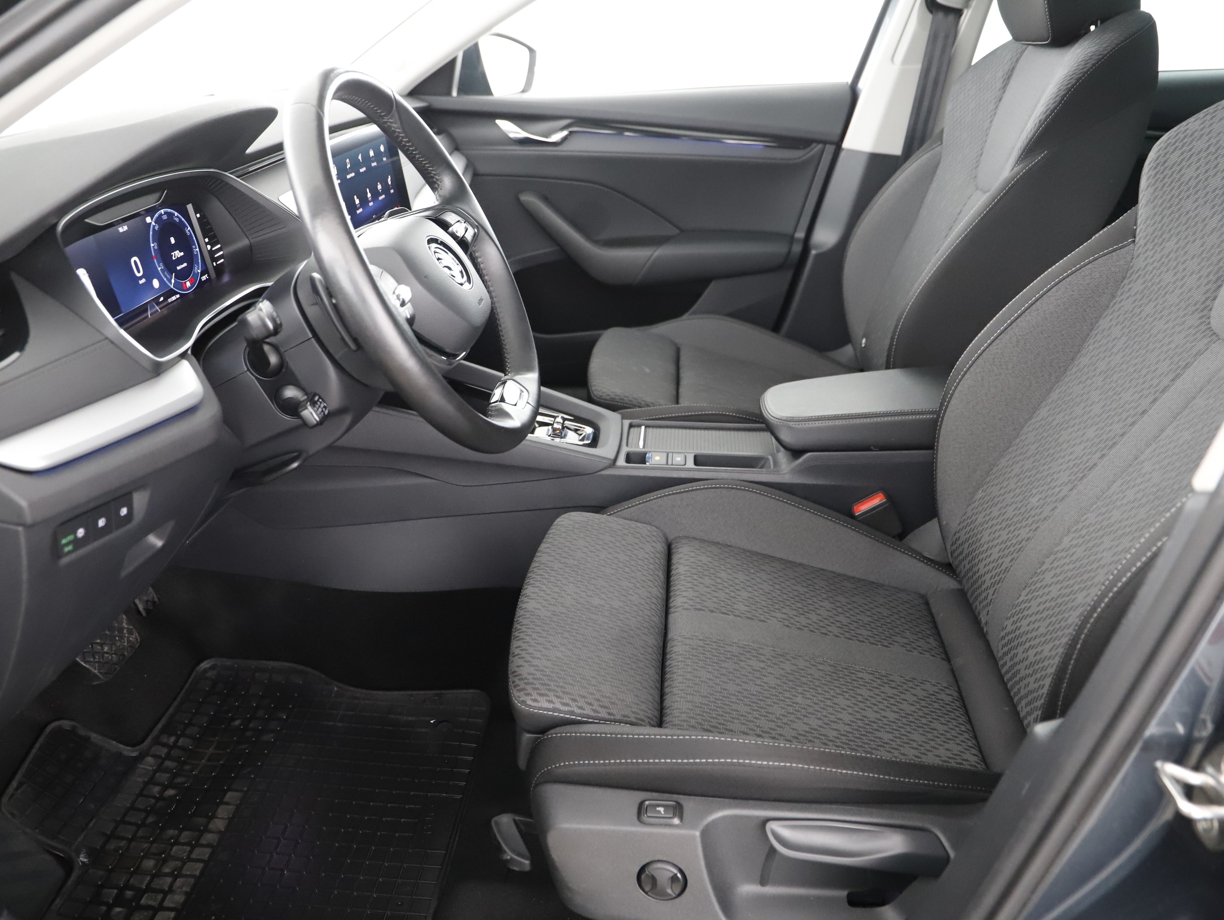Skoda Octavia Combi 2.0 TDI Amb. DSG | Bild 2 von 25