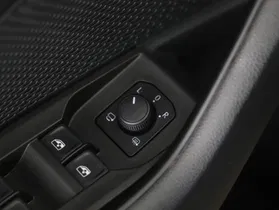 Skoda Octavia Combi 2.0 TDI Style | Thumbnail 15 von 22