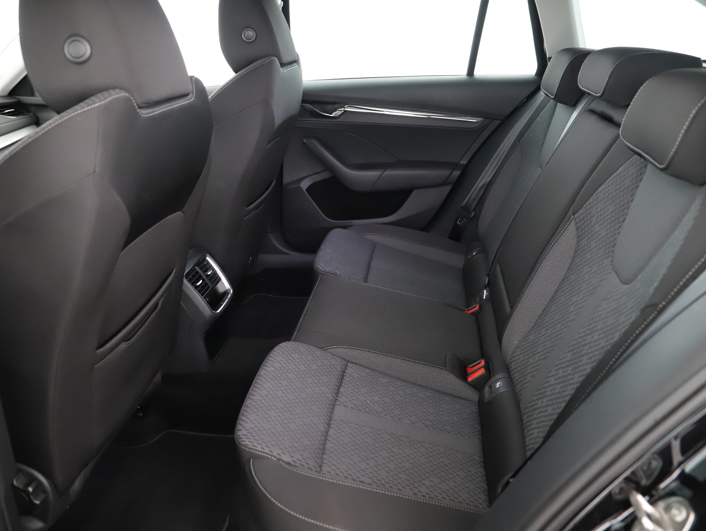 Skoda Octavia Combi 2.0 TDI Style | Bild 2 von 22