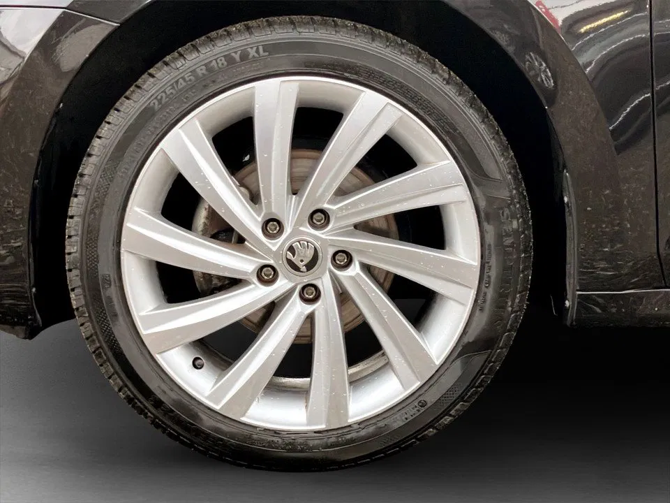 Skoda Octavia Combi 2.0 TDI | Bild 6 von 24
