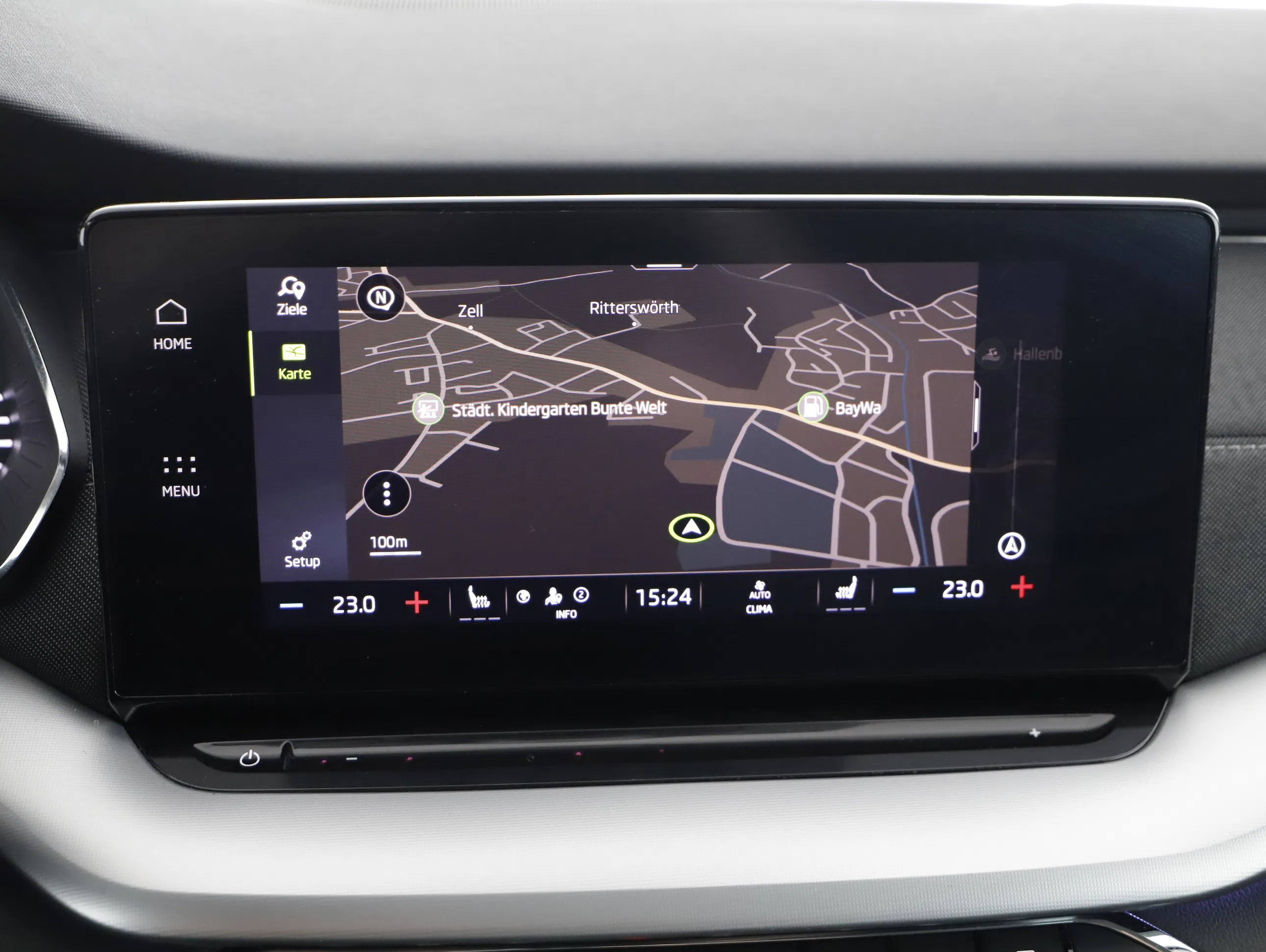 Skoda Octavia Combi 2.0 TDI Style | Bild 8 von 22