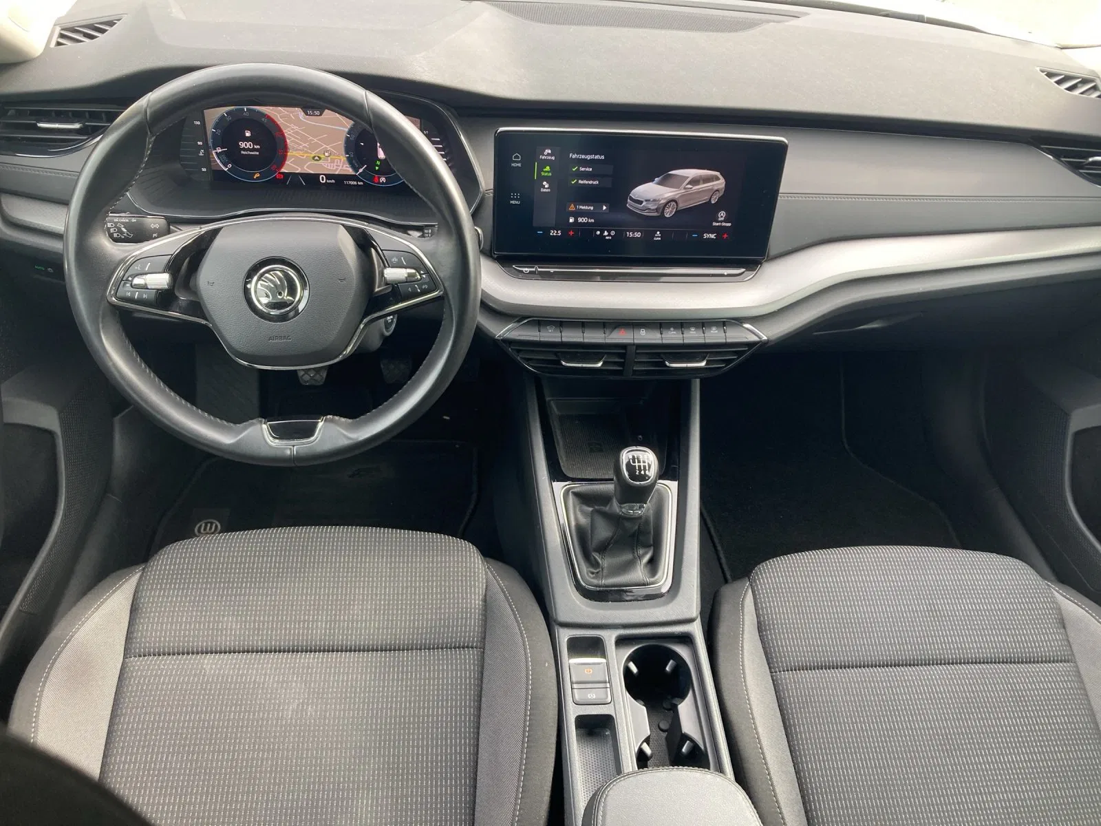 Skoda OCTAVIA Combi Ambition TDI | Bild 11 von 31