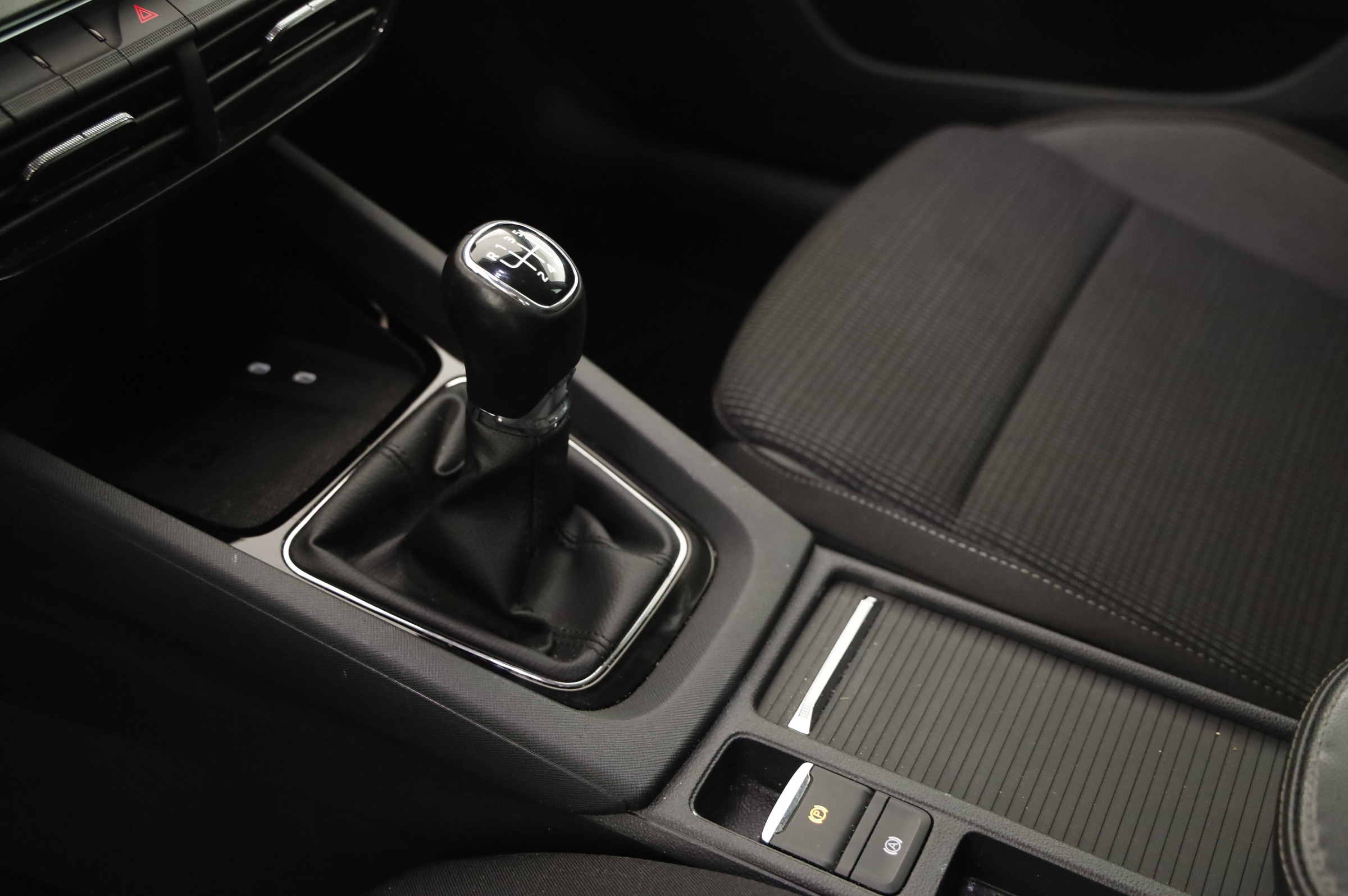 Skoda OCTAVIA Combi Ambition TDI | Bild 22 von 31