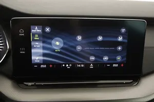 Skoda OCTAVIA Combi Ambition TDI | Thumbnail 27 von 31