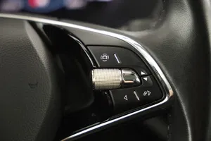 Skoda OCTAVIA Combi Ambition TDI | Thumbnail 28 von 31