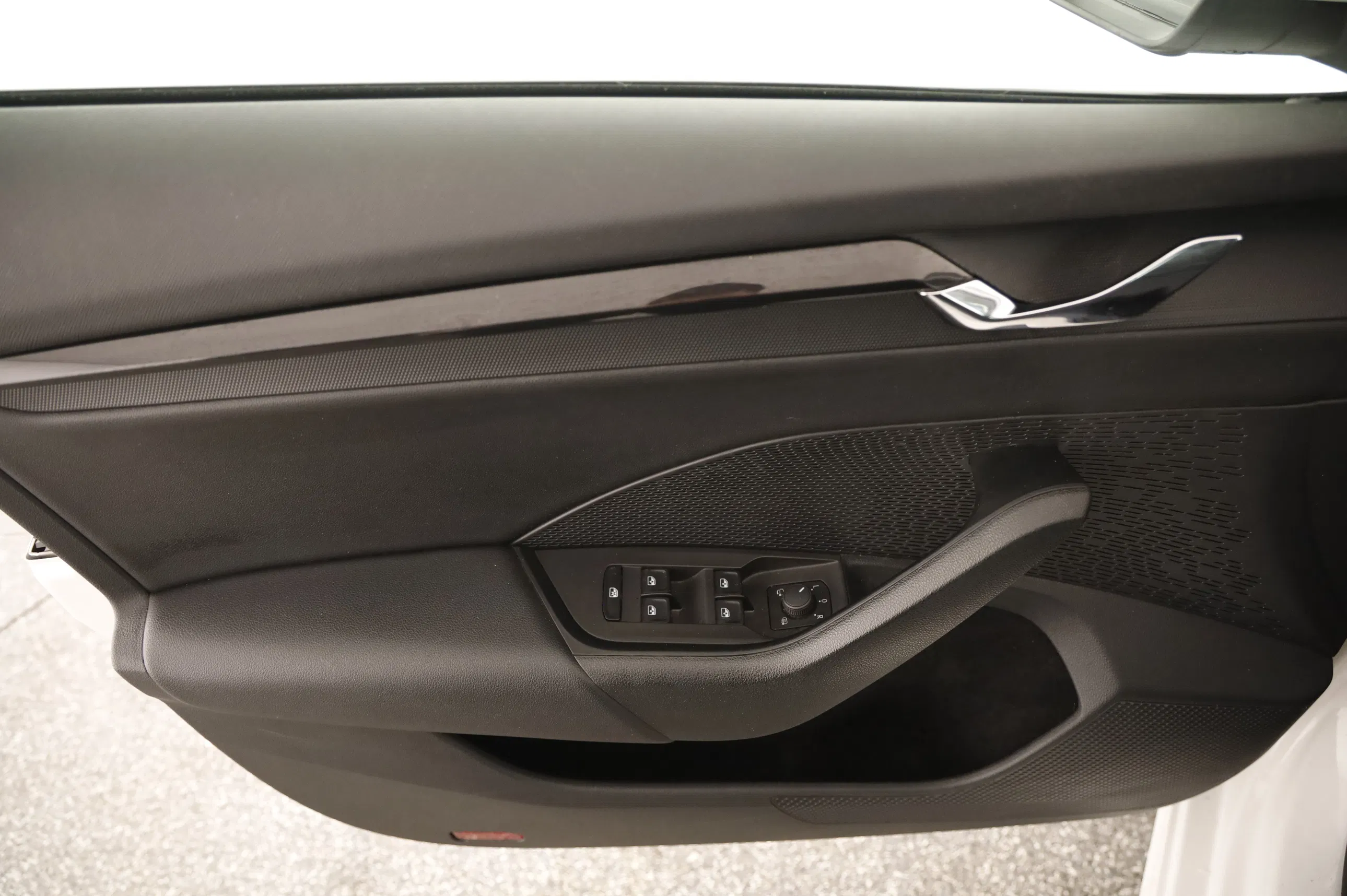 Skoda OCTAVIA Combi Ambition TDI | Bild 31 von 31