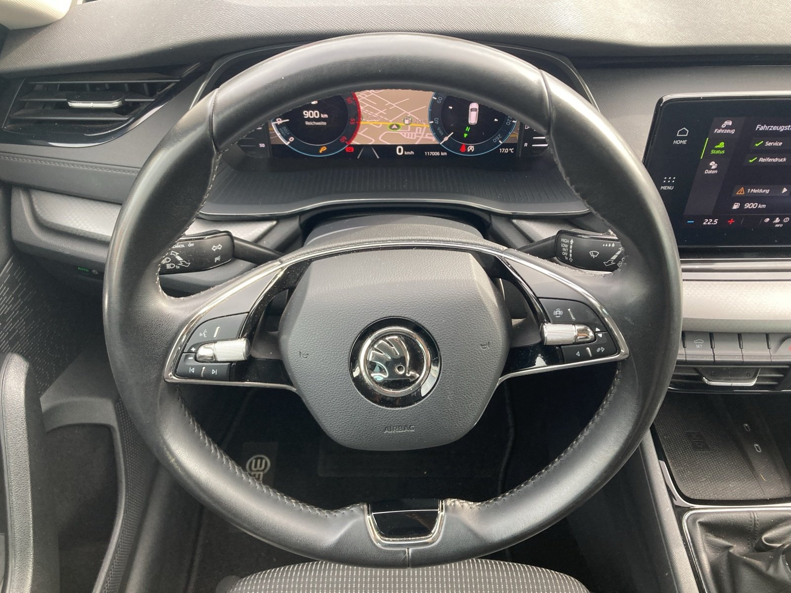 Skoda OCTAVIA Combi Ambition TDI | Bild 8 von 31