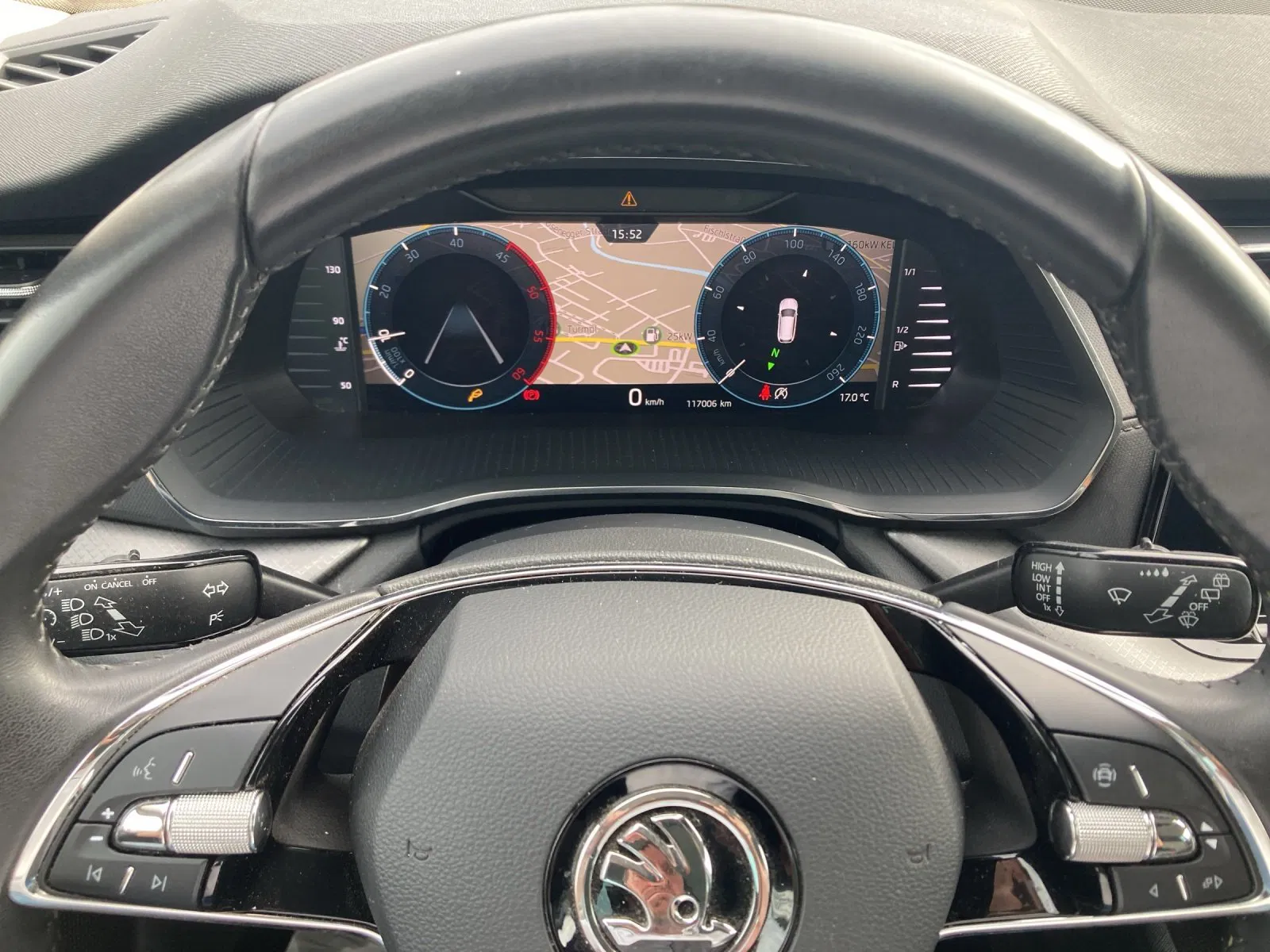 Skoda OCTAVIA Combi Ambition TDI | Bild 9 von 31