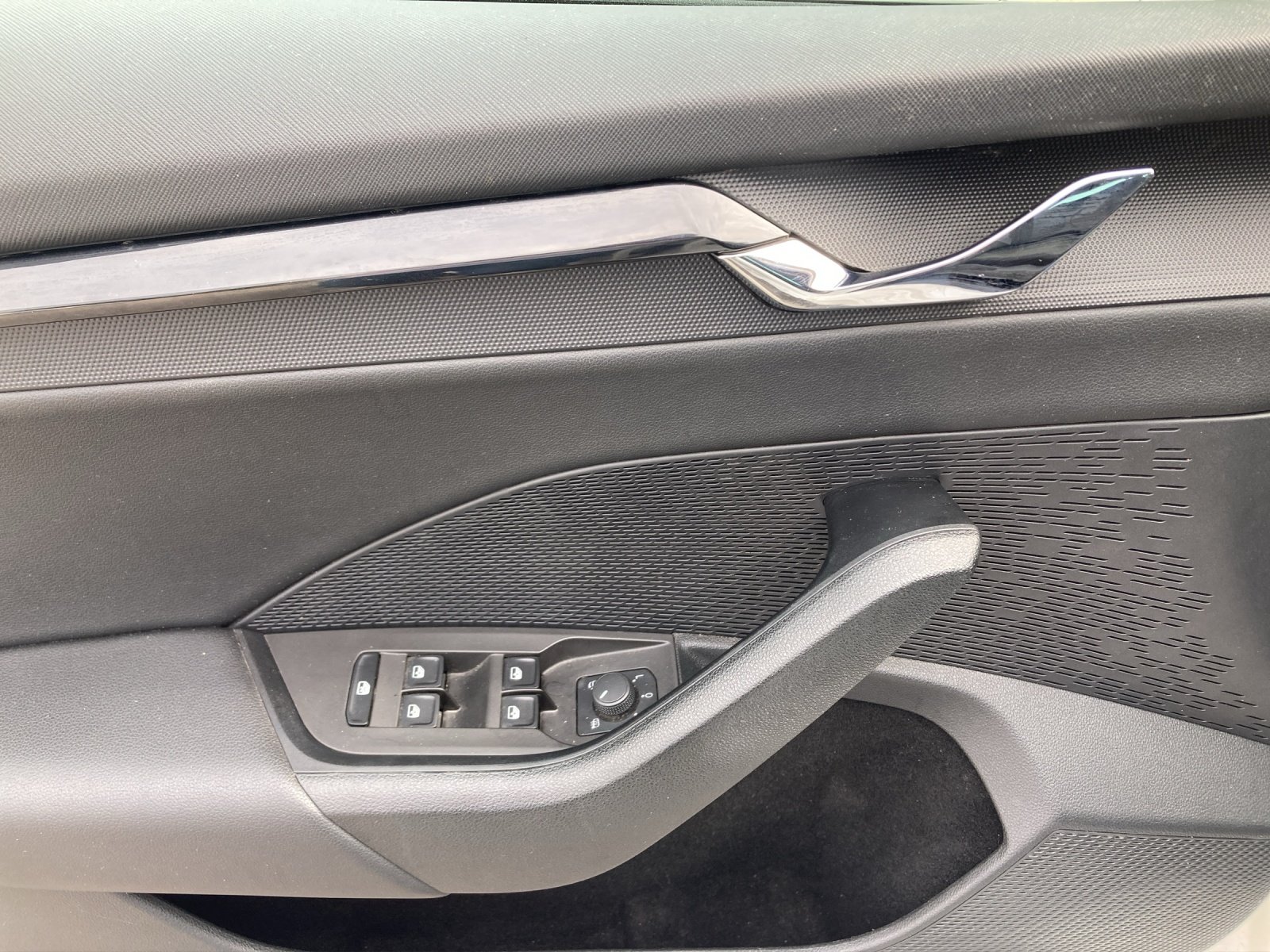 Skoda OCTAVIA Combi Ambition TDI | Bild 10 von 31