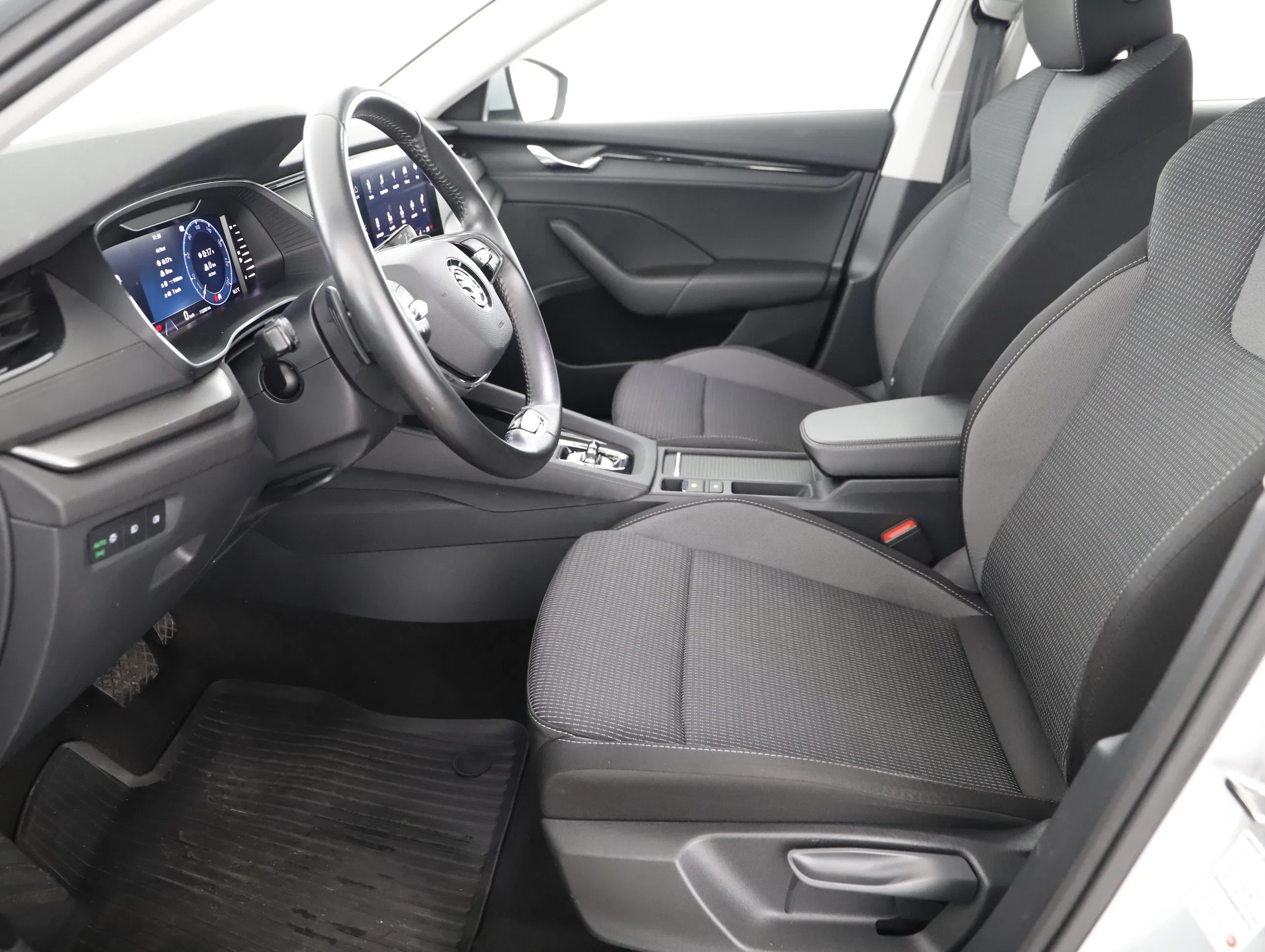 Skoda OCTAVIA Combi Ambition TDI DSG | Bild 1 von 21