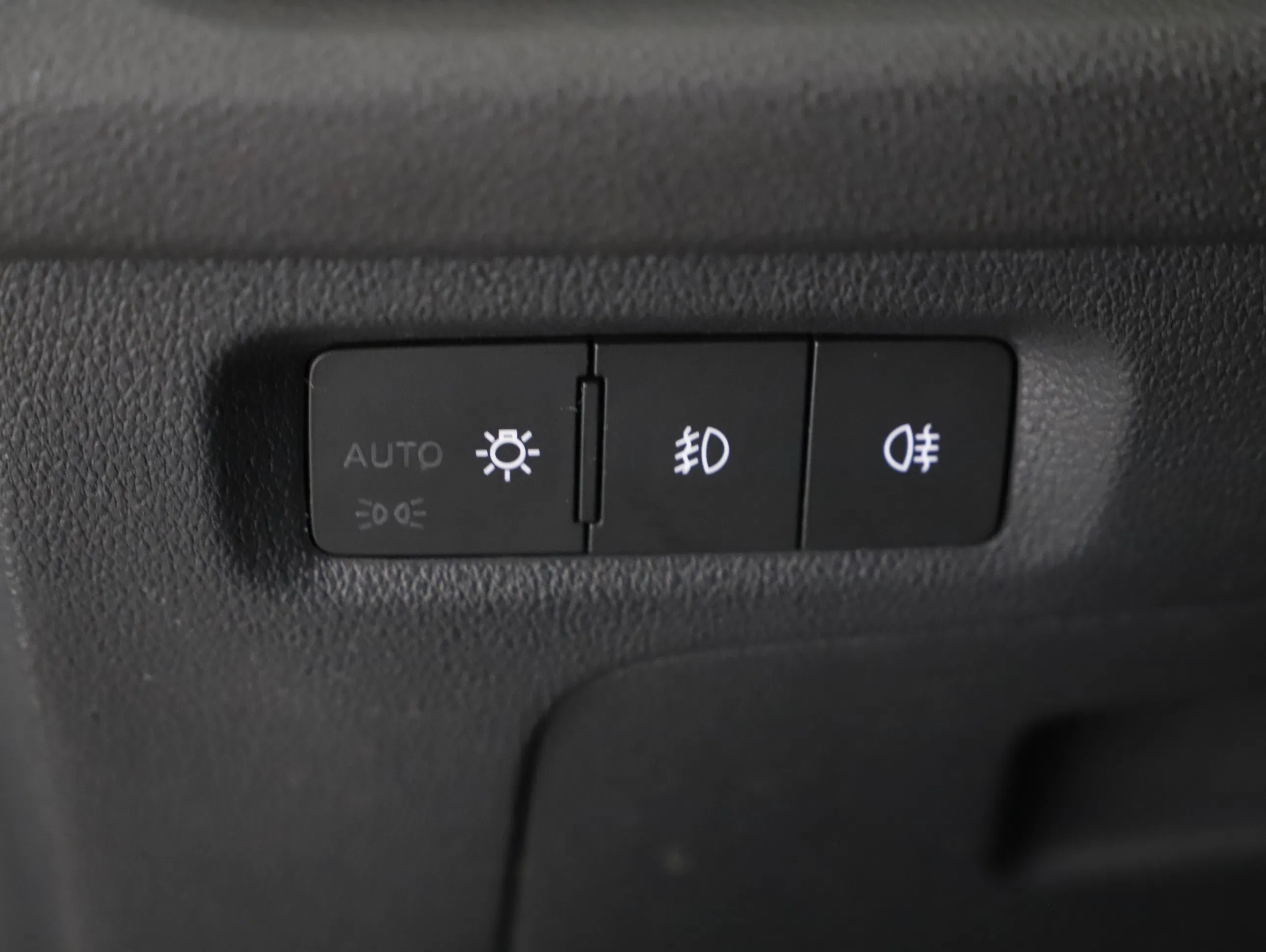 Skoda OCTAVIA Combi Ambition TDI DSG | Bild 13 von 21