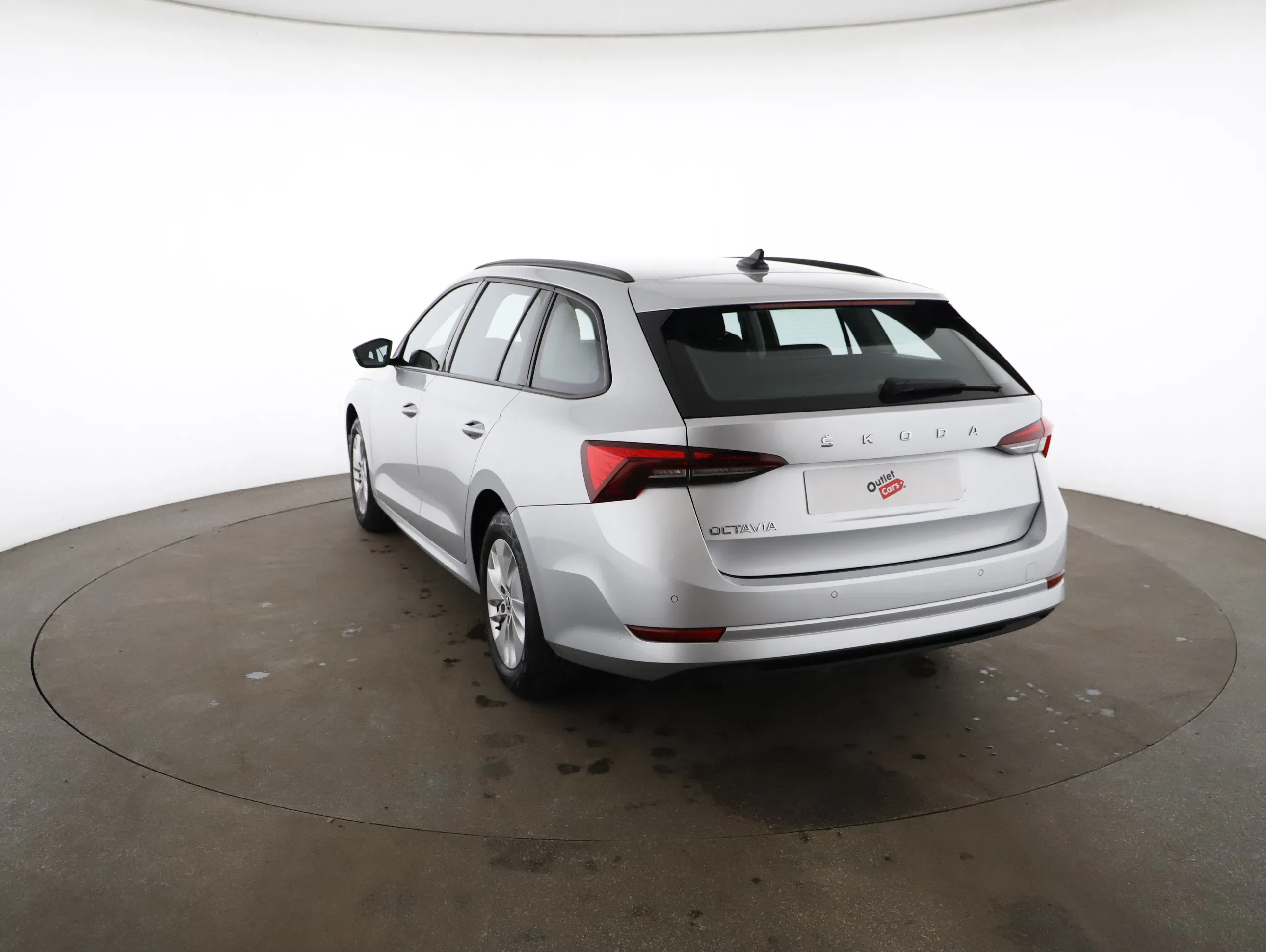 Skoda OCTAVIA Combi Ambition TDI DSG | Bild 17 von 21