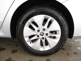 Skoda OCTAVIA Combi Ambition TDI DSG | Thumbnail 20 von 21