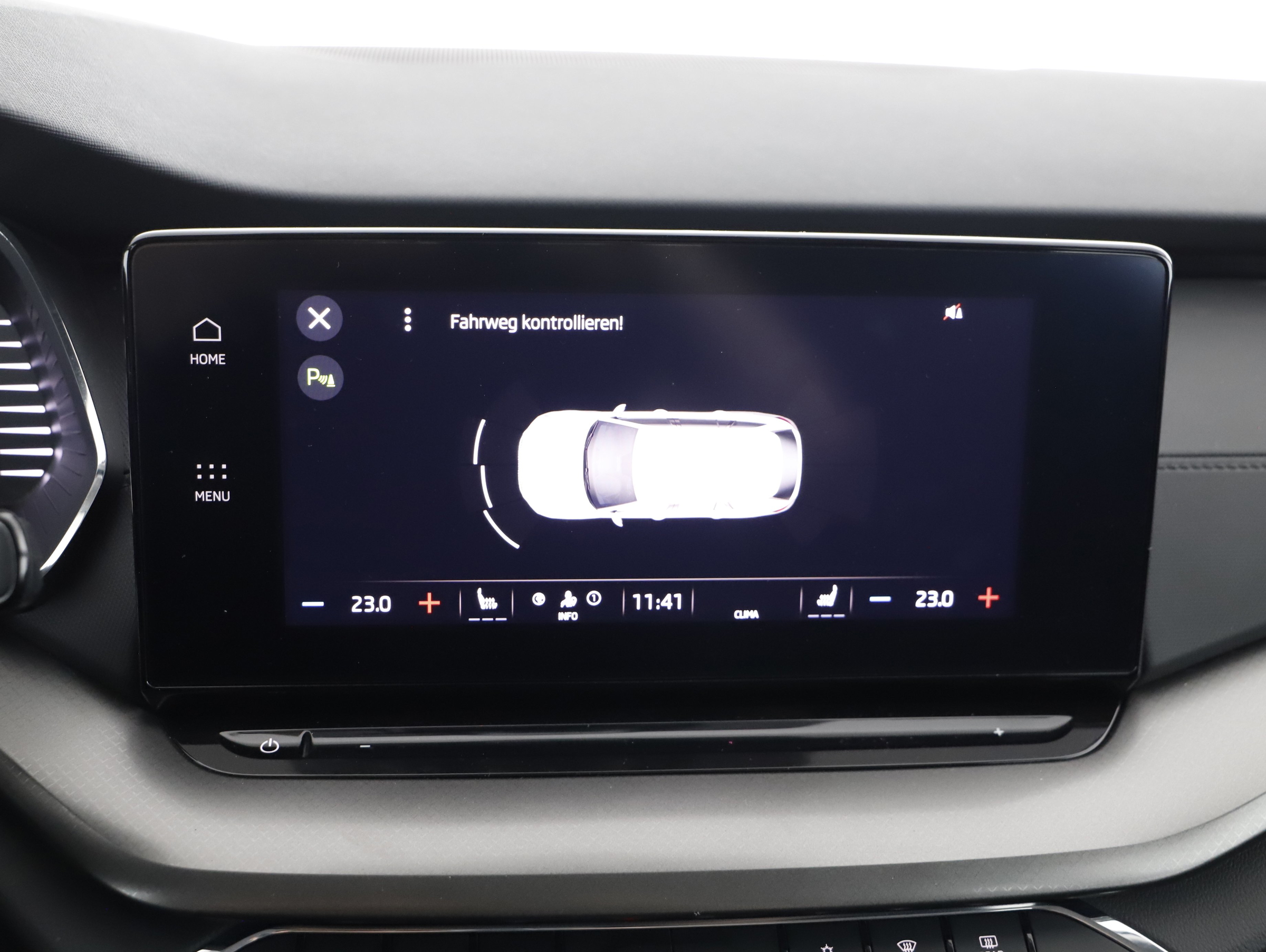 Skoda OCTAVIA Combi Ambition TDI DSG | Bild 9 von 21