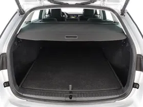Skoda Octavia Combi 2.0 TDI Style | Thumbnail 19 von 23