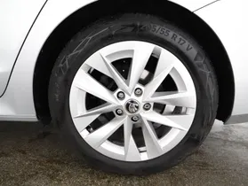 Skoda Octavia Combi 2.0 TDI Style | Thumbnail 23 von 23