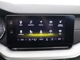 Skoda Octavia Combi 2.0 TDI Style | Thumbnail 14 von 23
