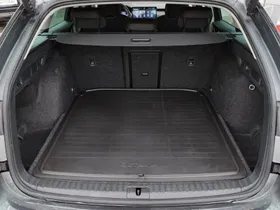 Skoda Octavia Combi 2.0 TDI W Selection | Thumbnail 12 von 26