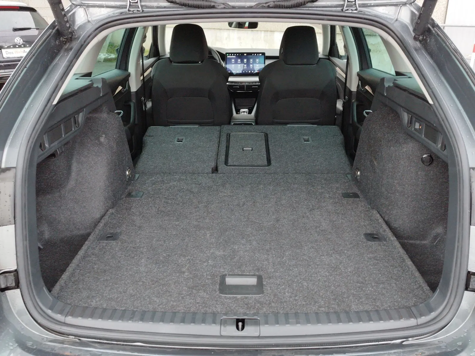 Skoda Octavia Combi 2.0 TDI W Selection | Bild 14 von 26