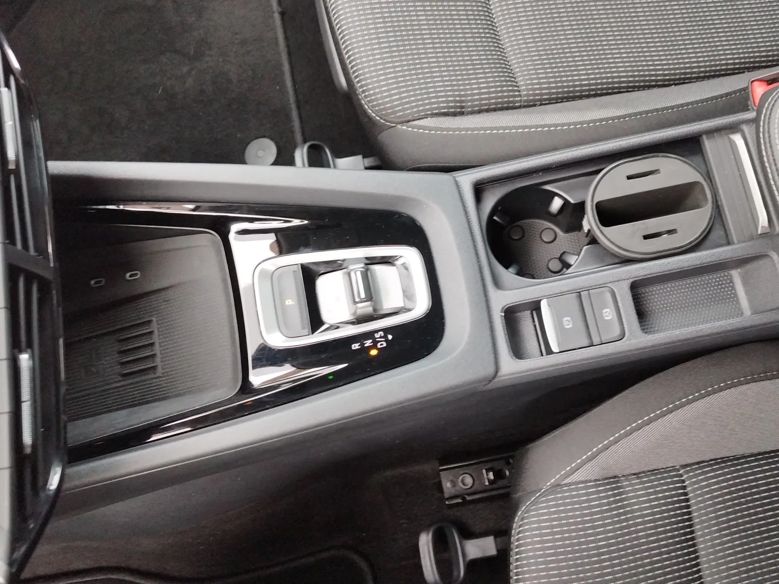 Skoda Octavia Combi 2.0 TDI W Selection | Bild 25 von 26
