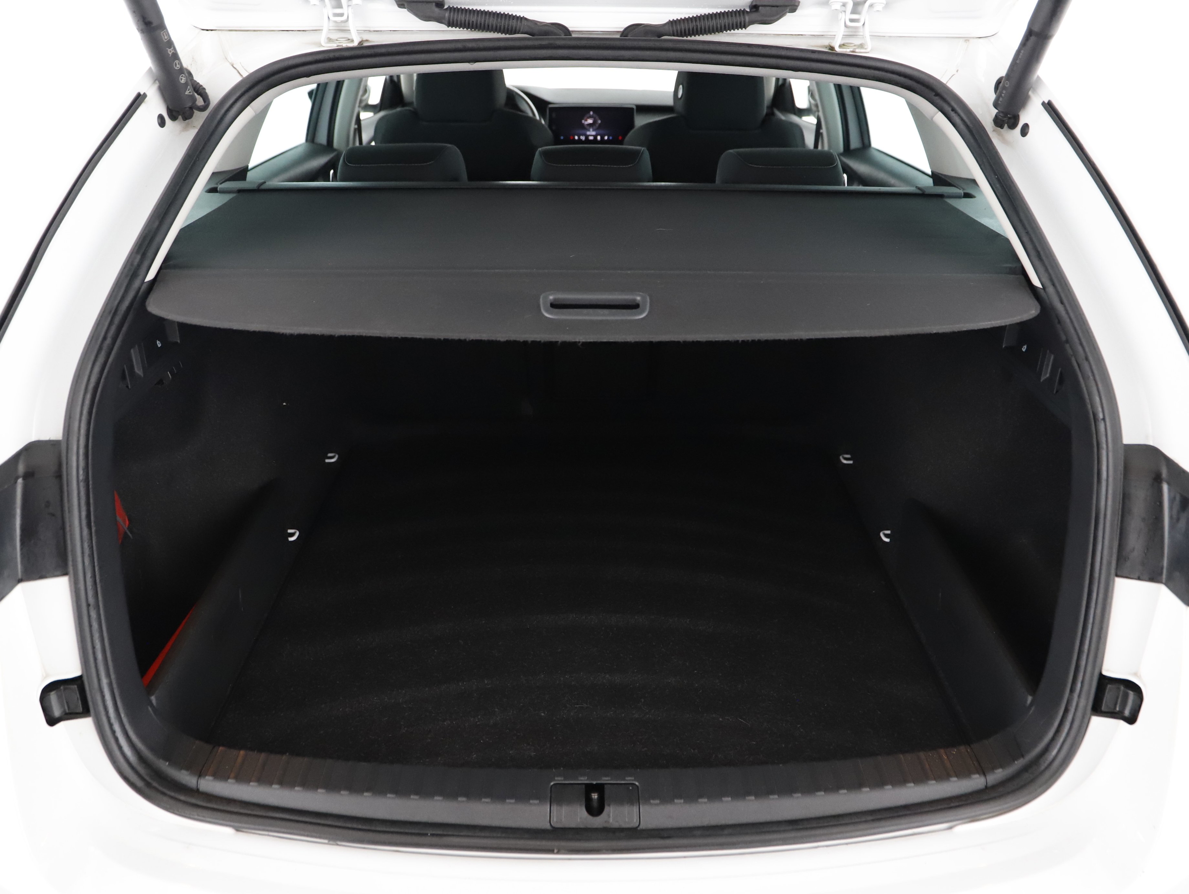 Skoda Octavia Combi 2.0 TDI Ambition | Bild 18 von 24