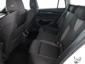 Skoda Octavia Combi 2.0 TDI Ambition | Thumbnail 2 von 24