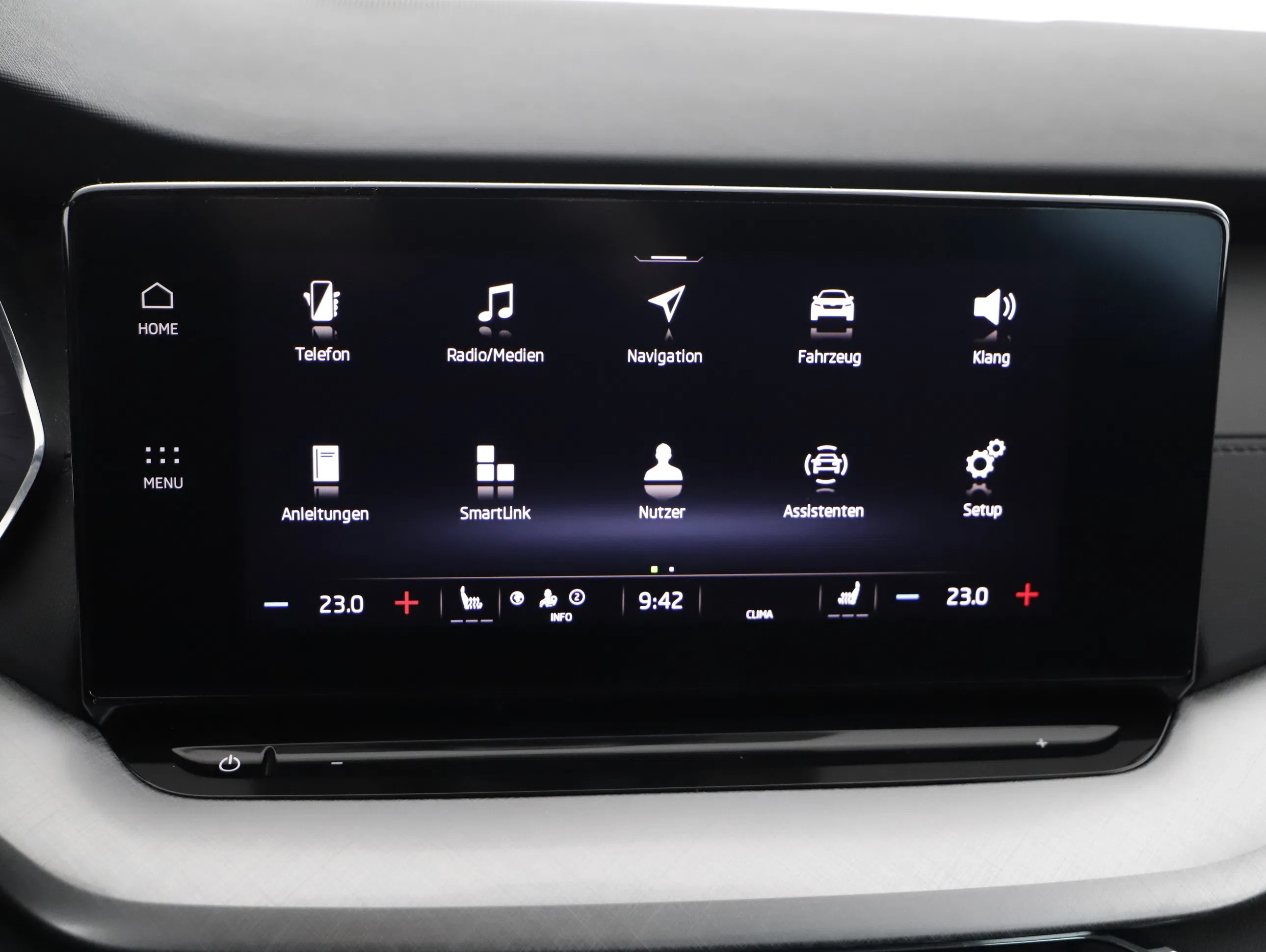 Skoda Octavia Combi 2.0 TDI Ambition | Bild 8 von 24