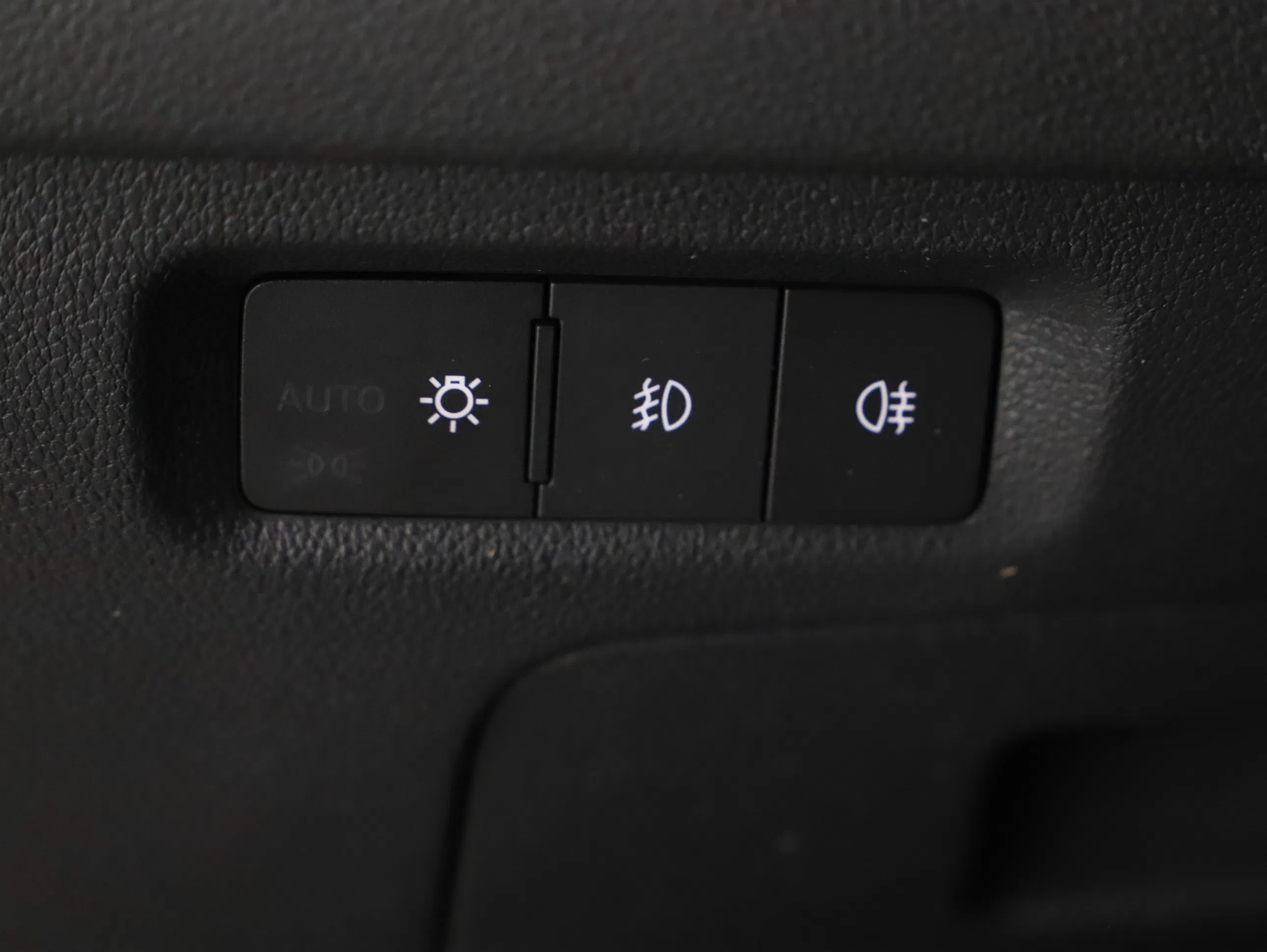 Skoda Octavia Combi 2.0 TDI Ambition | Bild 13 von 21