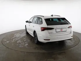 Skoda Octavia Combi 2.0 TDI Ambition | Thumbnail 17 von 21