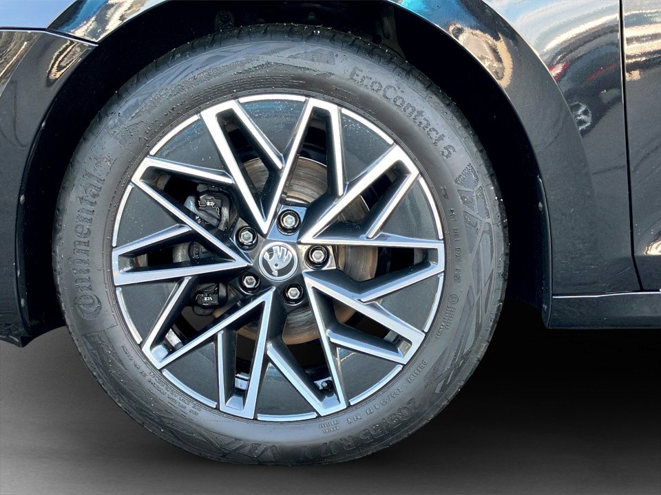 Skoda Octavia Combi 2.0 TDI Ambition | Bild 6 von 24