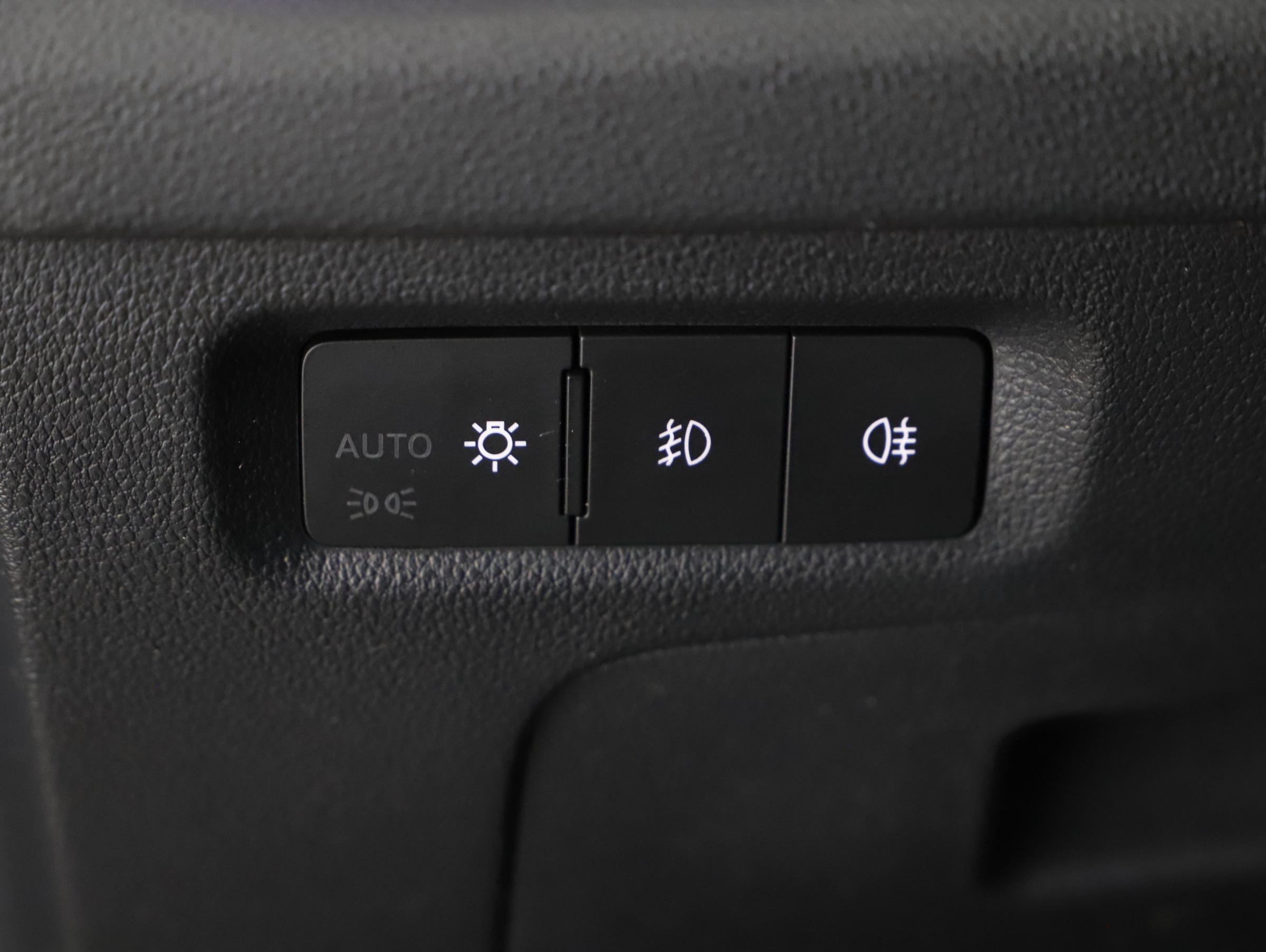 Skoda Octavia Combi 2.0 TDI Ambition | Bild 6 von 20