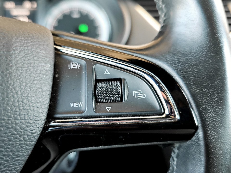 Skoda Octavia Combi 2.0 TDI DSG Style | Bild 15 von 21
