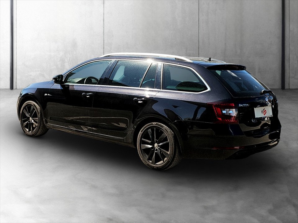 Skoda Octavia Combi 2.0 TDI DSG Style | Bild 5 von 21