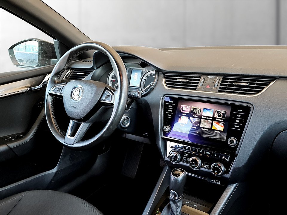 Skoda Octavia Combi 2.0 TDI DSG Style | Bild 12 von 21