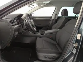 Skoda Superb Combi 2.0 TDI Style | Thumbnail 14 von 31