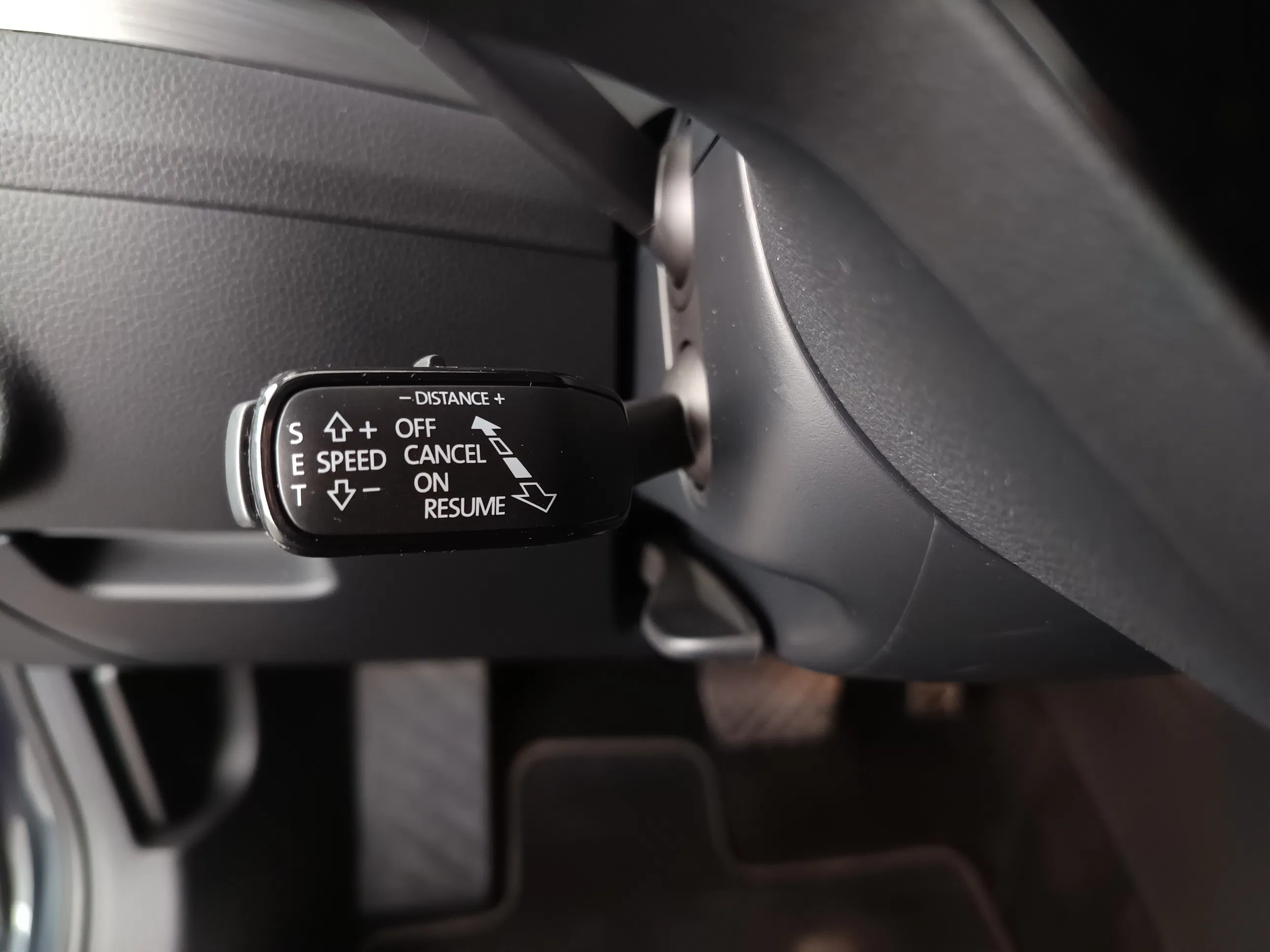 Skoda Superb Combi 2.0 TDI Style | Bild 19 von 31