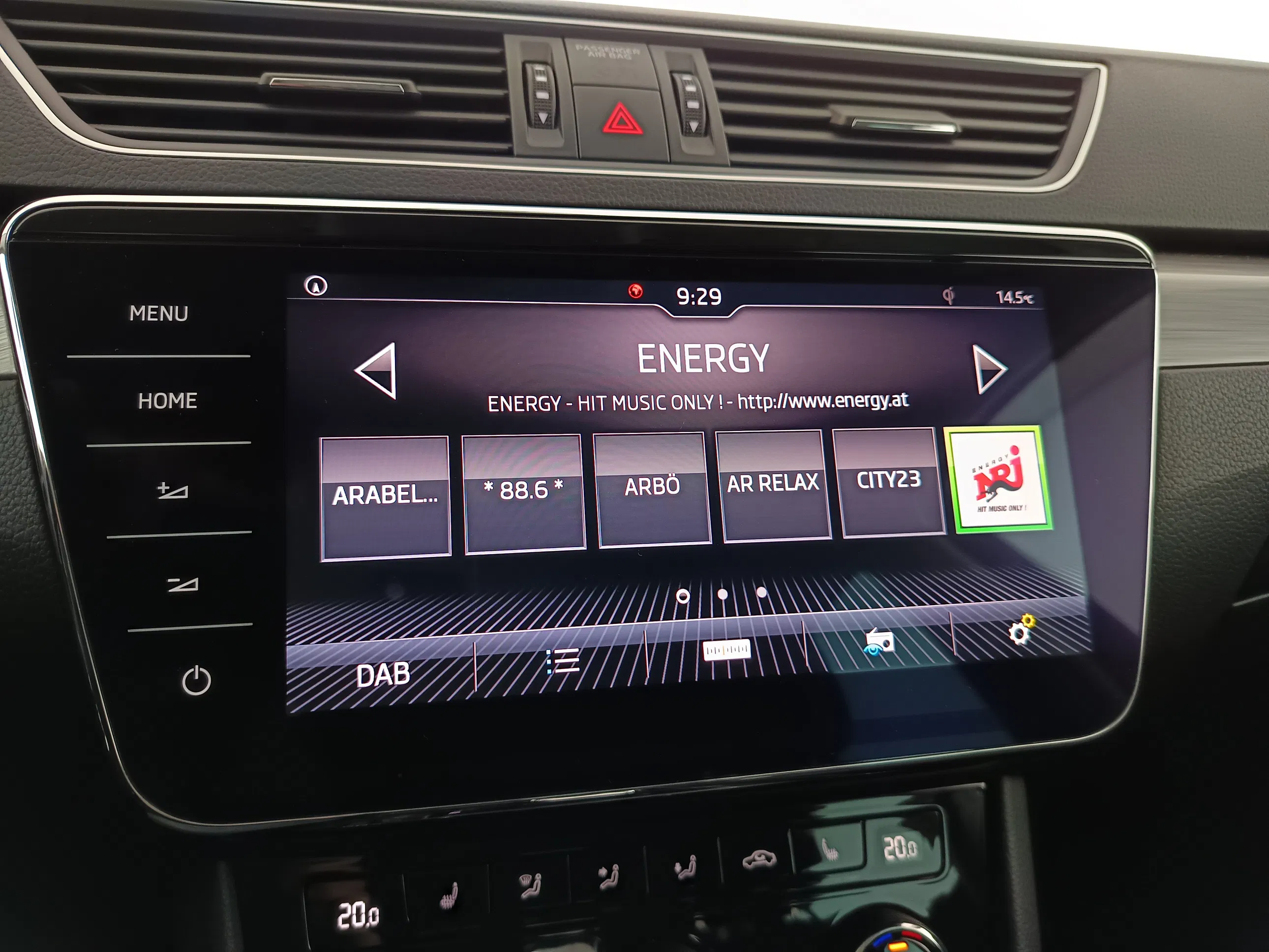 Skoda Superb Combi 2.0 TDI Style | Bild 20 von 31