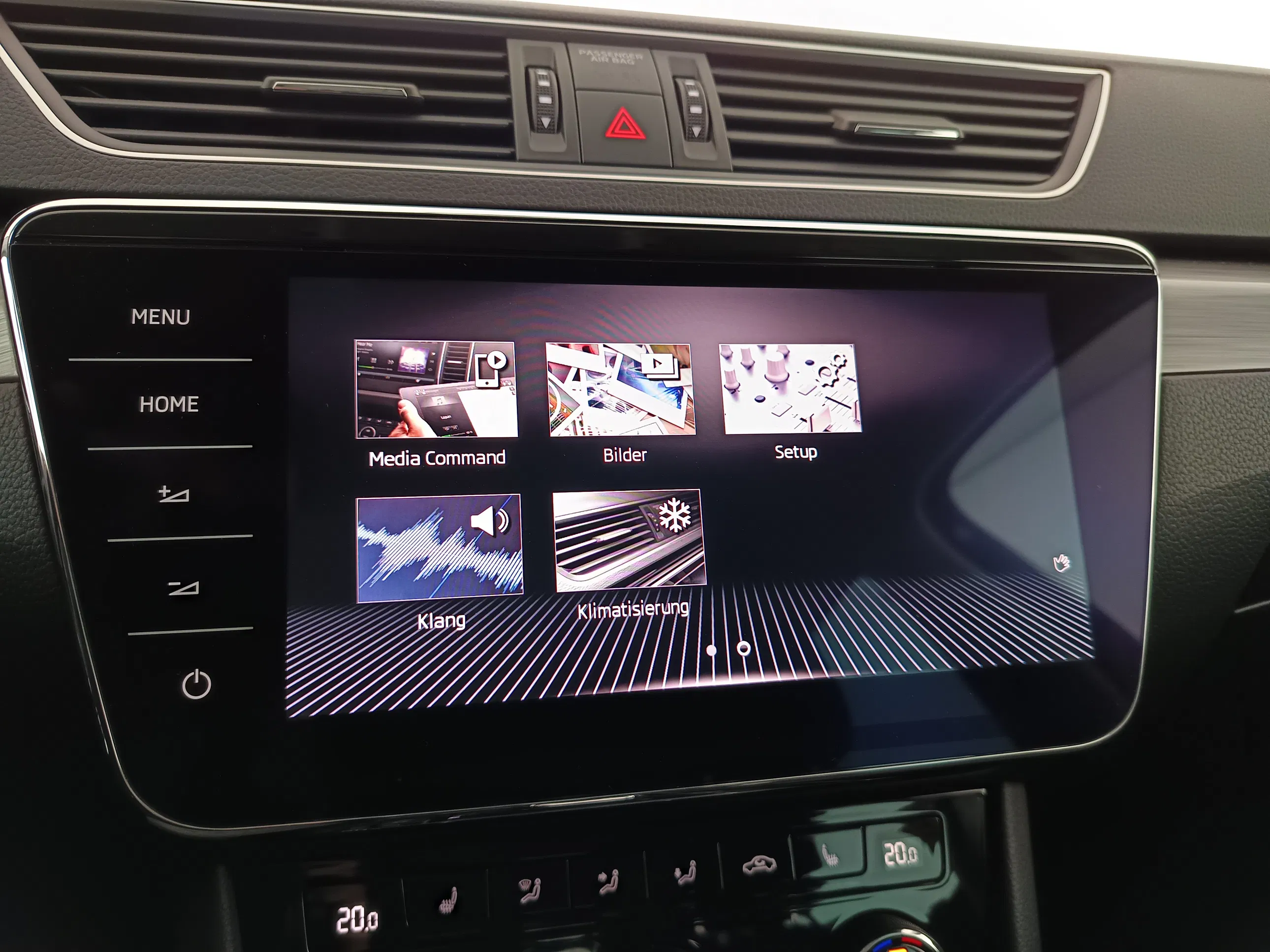 Skoda Superb Combi 2.0 TDI Style | Bild 22 von 31