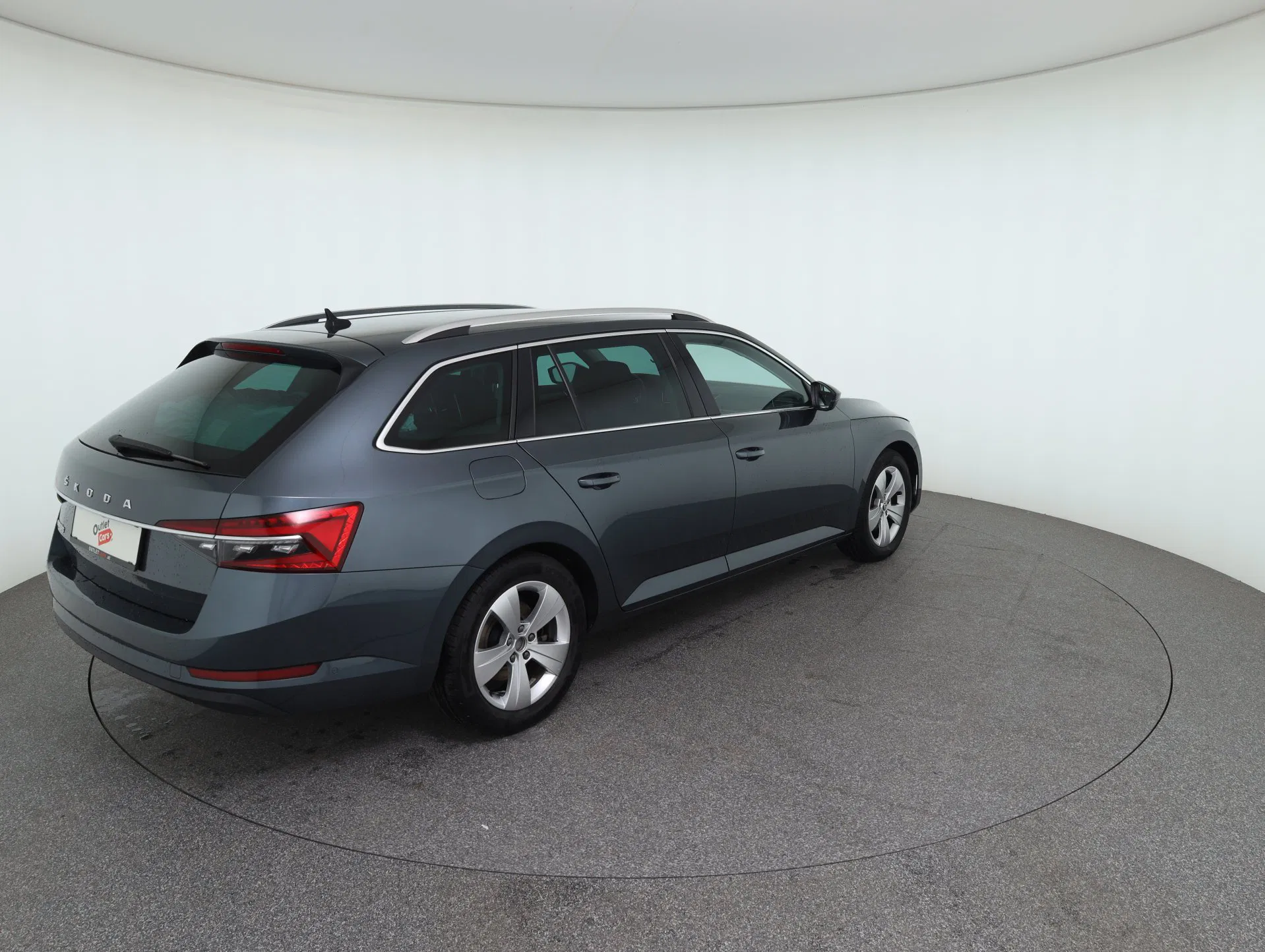 Skoda Superb Combi 2.0 TDI Style | Bild 6 von 31