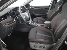 Skoda Octavia Combi 2.0 TDI RS | Thumbnail 9 von 28