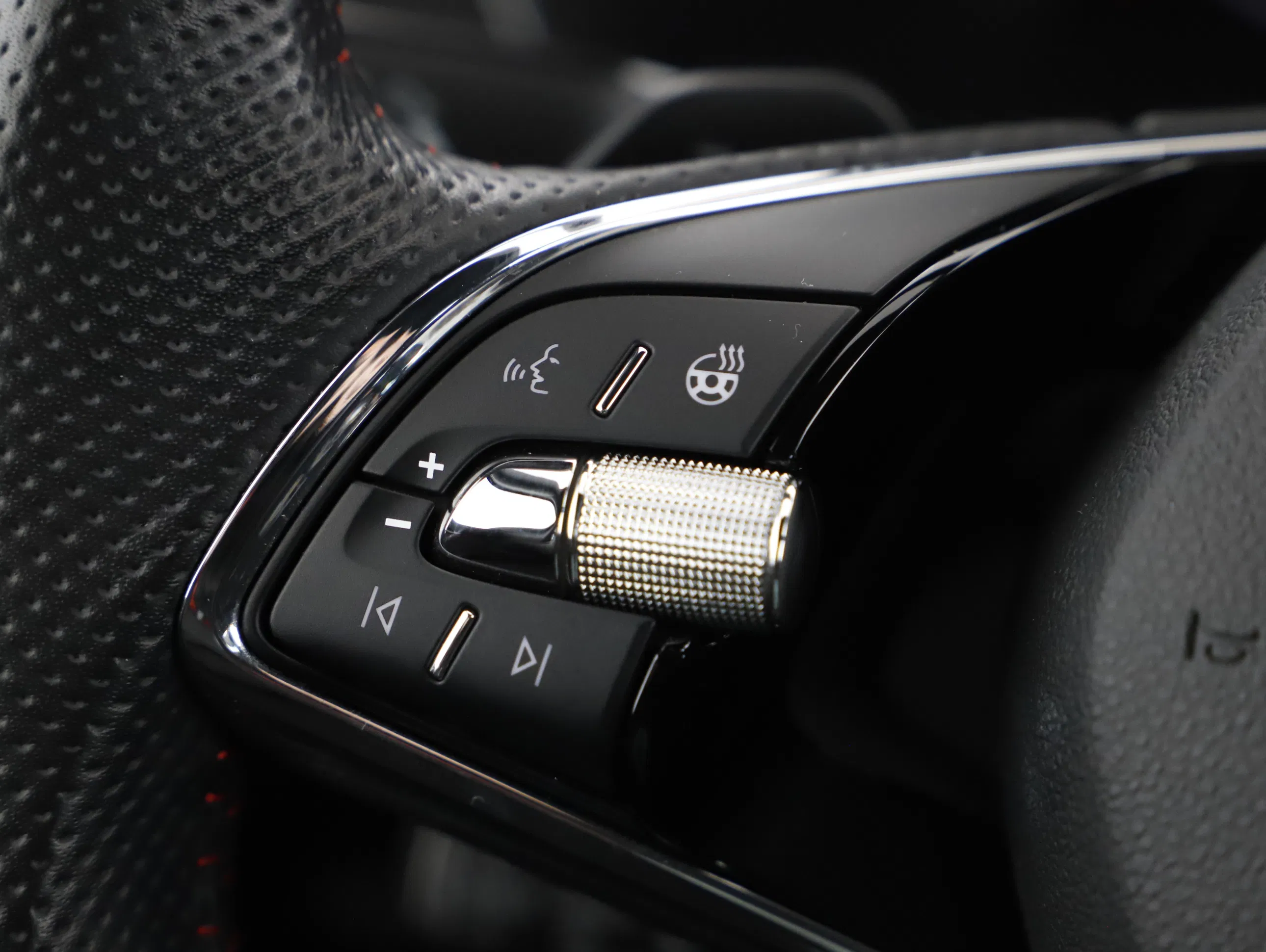 Skoda Octavia Combi 2.0 TDI RS | Bild 22 von 28