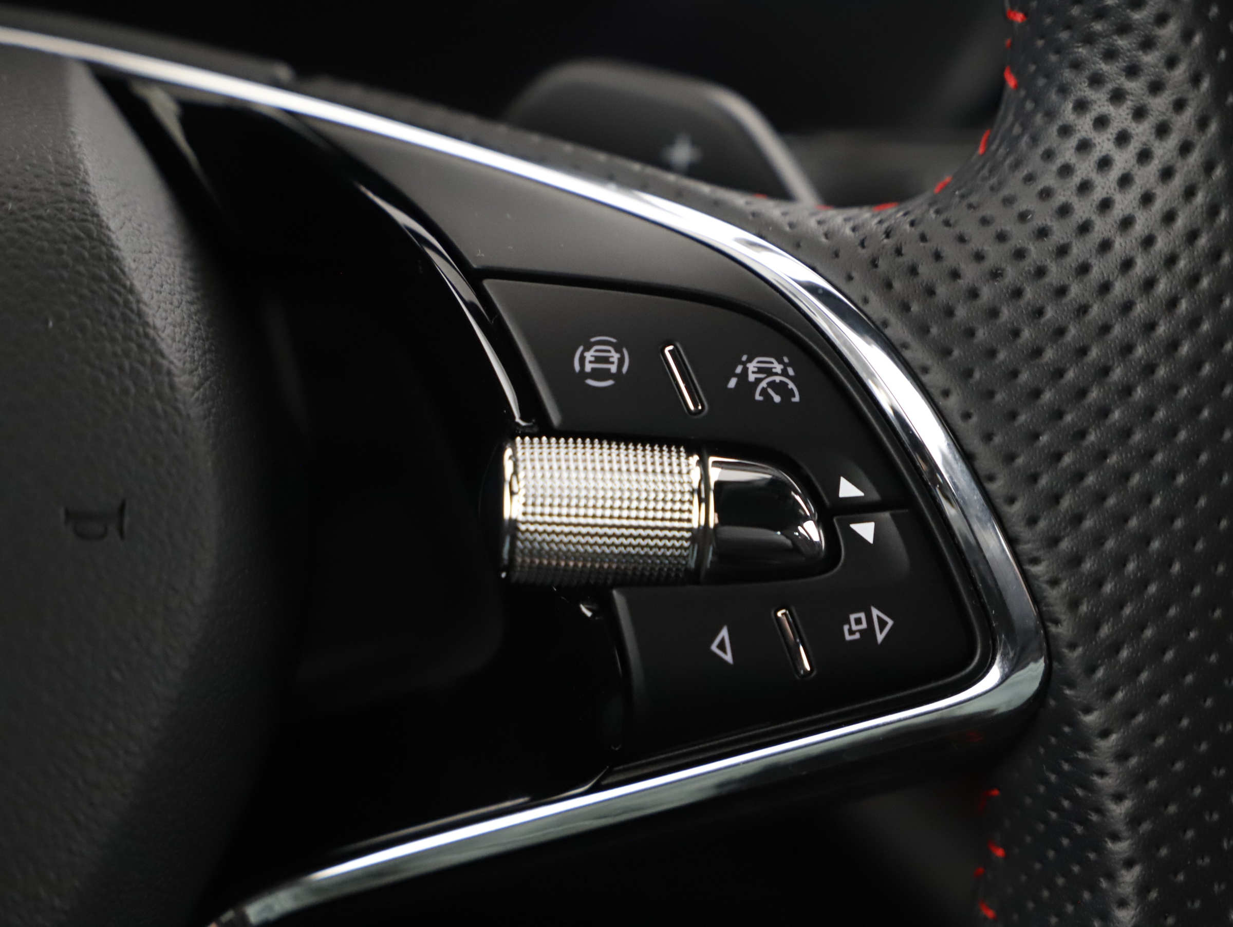 Skoda Octavia Combi 2.0 TDI RS | Bild 23 von 28