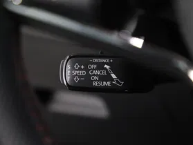 Skoda Octavia Combi 2.0 TDI RS | Thumbnail 24 von 28